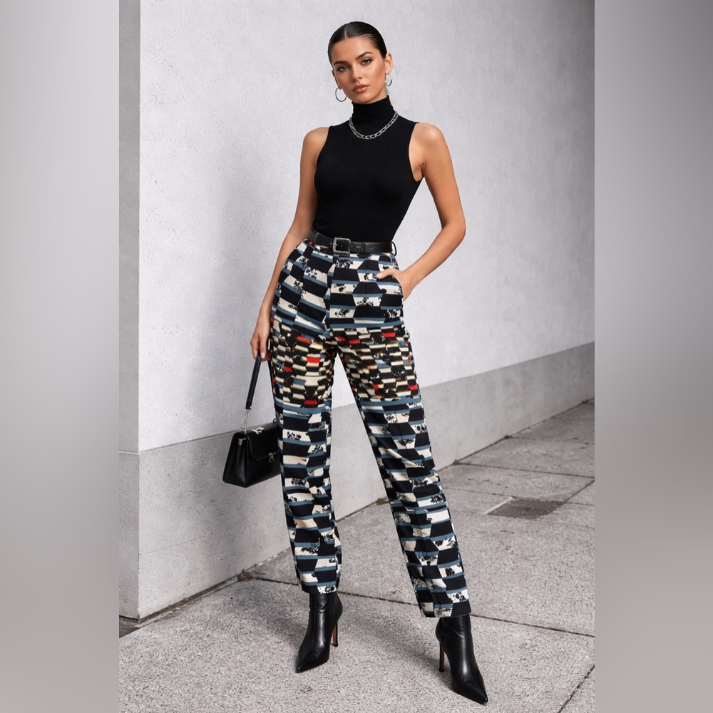 TOPSHOP Black and White Geometric Pants